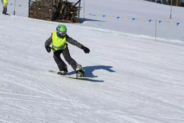 Poronin Zimowisko snowboardowe dla dzieci jeżdżących