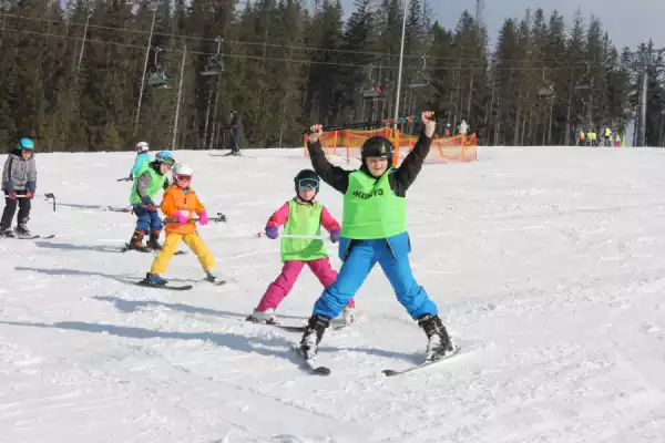 Poronin Pierwsze kroki z nartami - Zimowisko dla początkujących - Karnety w cenie