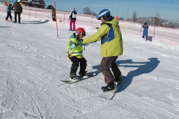 Poronin Pierwsze kroki ze snowboardem - Zimowisko dla początkujących - Karnety w cenie!