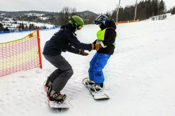 Wisła Pierwsze kroki ze snowboardem - Zimowisko dla dzieci - Karnety w cenie