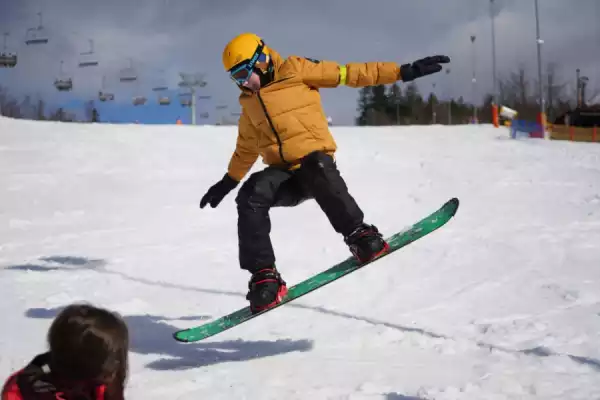 Wisła Młodzieżowy Obóz Snowboardowy dla początkujących i jeżdżących