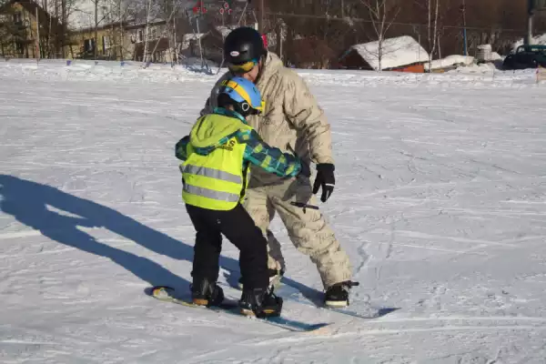 Wieżyca - Kolano Zimowisko - Pierwsze kroki ze snowboardem