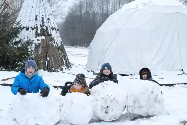 Zimowisko z elementami survivalu