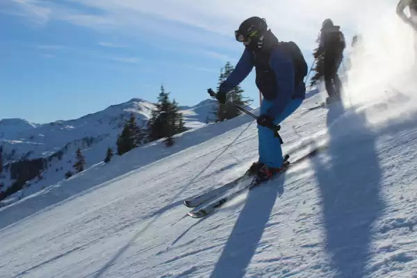  Obóz bez szkolenia - Chillout narciarsko-snowboardowy dla młodzieży w sercu Dolomitów