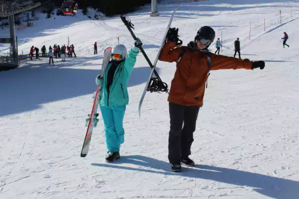  Obóz bez szkolenia - Chillout narciarsko-snowboardowy dla młodzieży w sercu Dolomitów